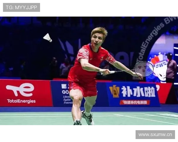 石宇奇居然用的手机比我还旧，这年头这样还能顶得住吗？