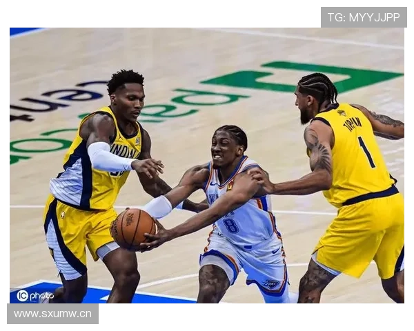 杰伦·威廉姆斯利用挡拆创造空位三分，大幅提升关键时刻得分效率